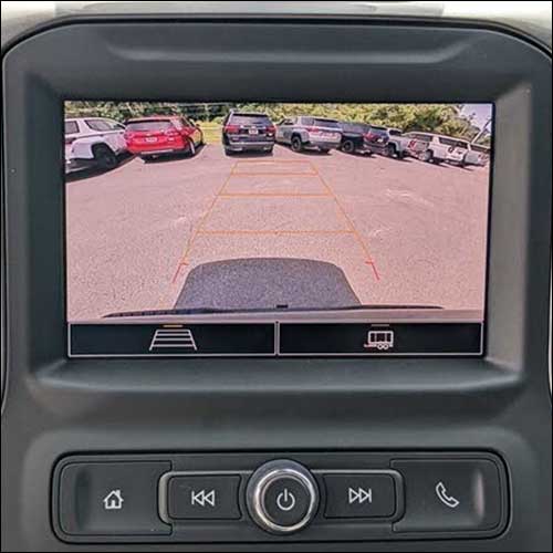 An image of the in-dash monitor of Chevrolet Silverado HD truck with standard backup camera